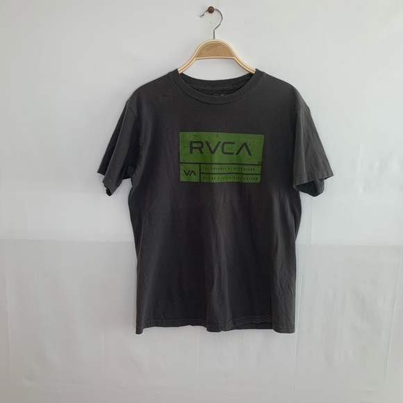 RVCA Other - RVCA Men Shirt Size M